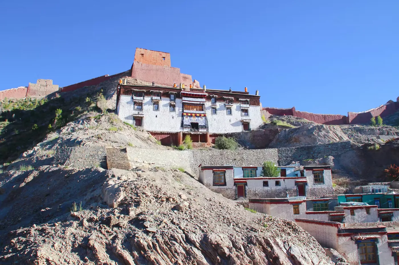 白居寺实景图片