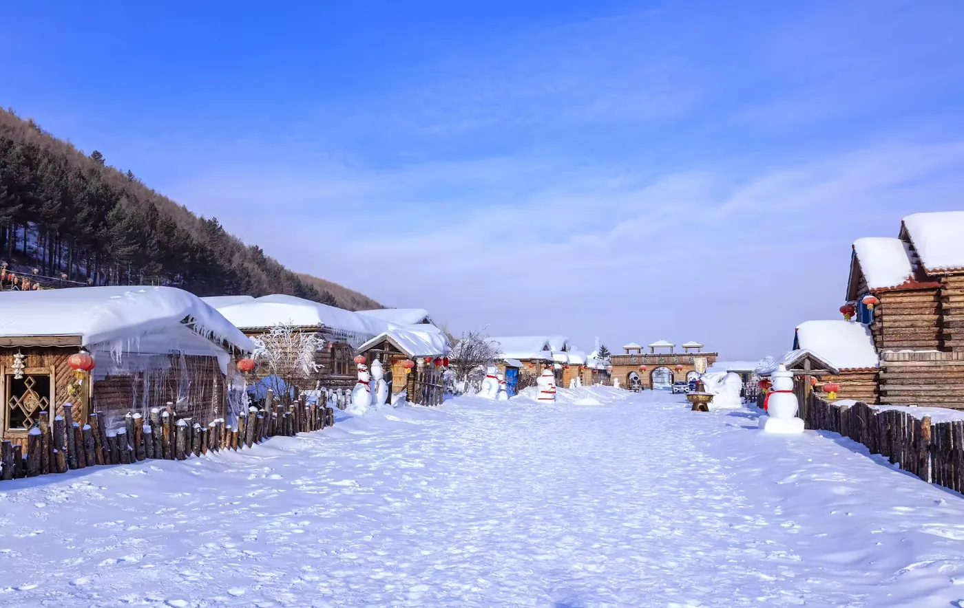 阿尔山雪村