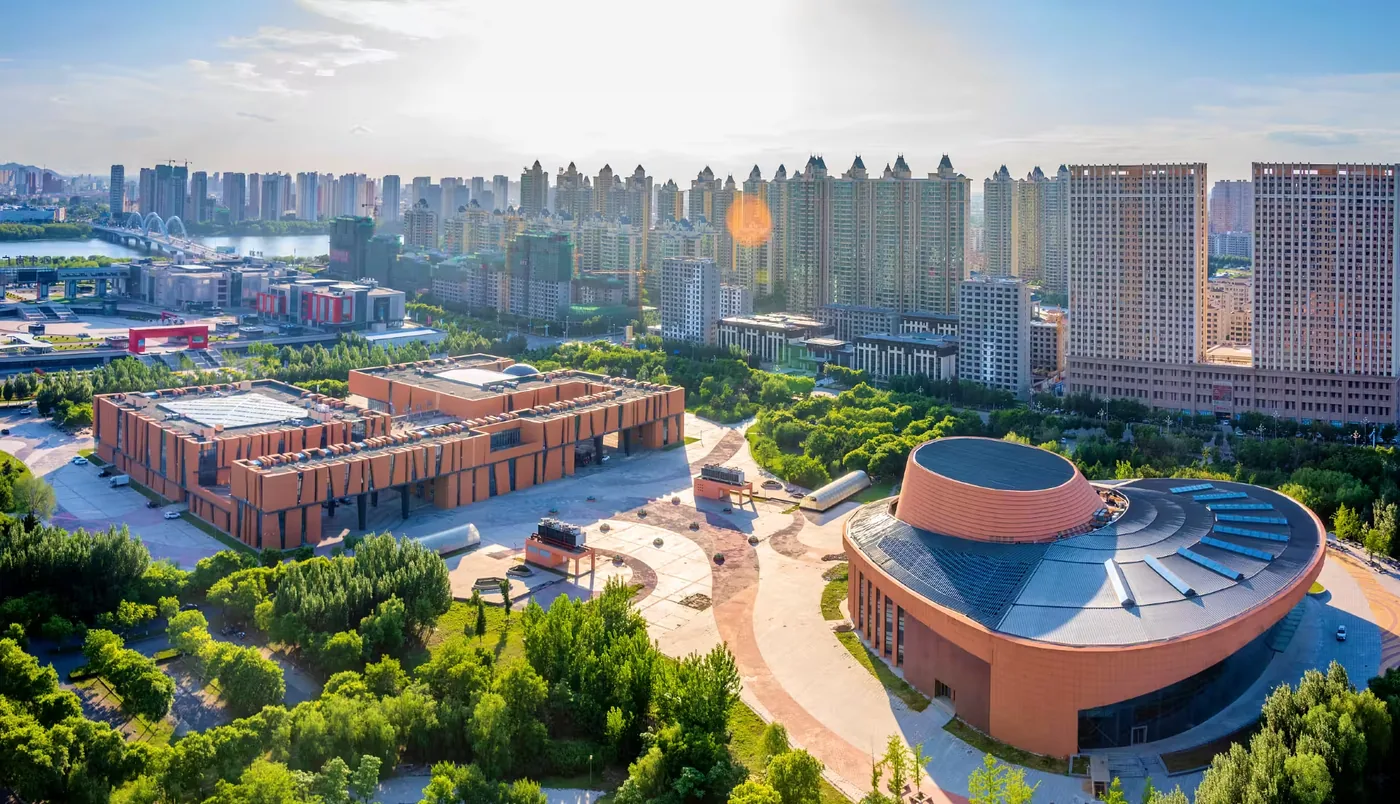 朝阳寺风景图片
