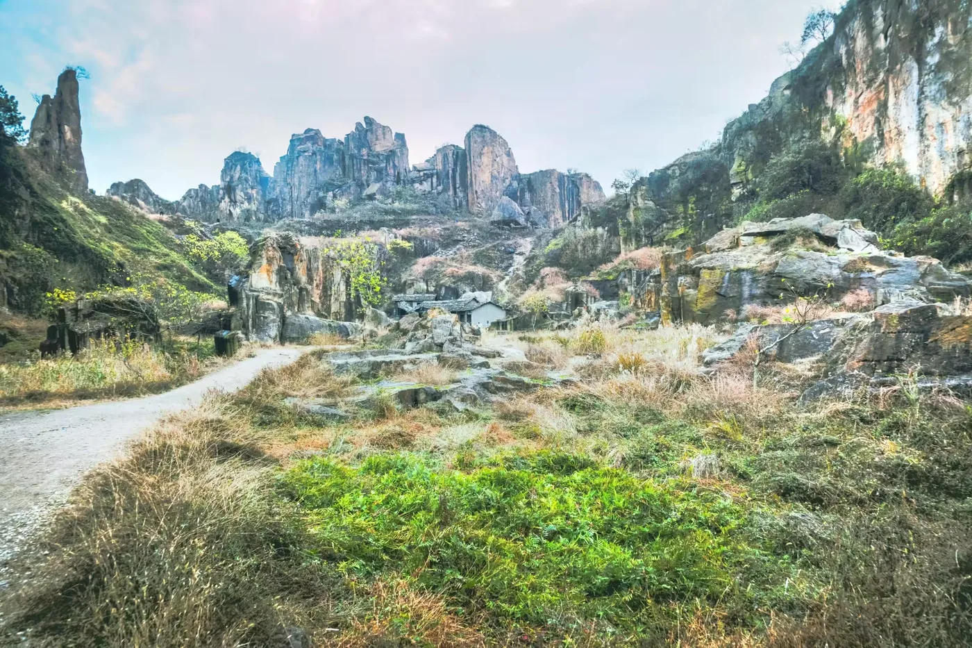 羊山石佛实景图片