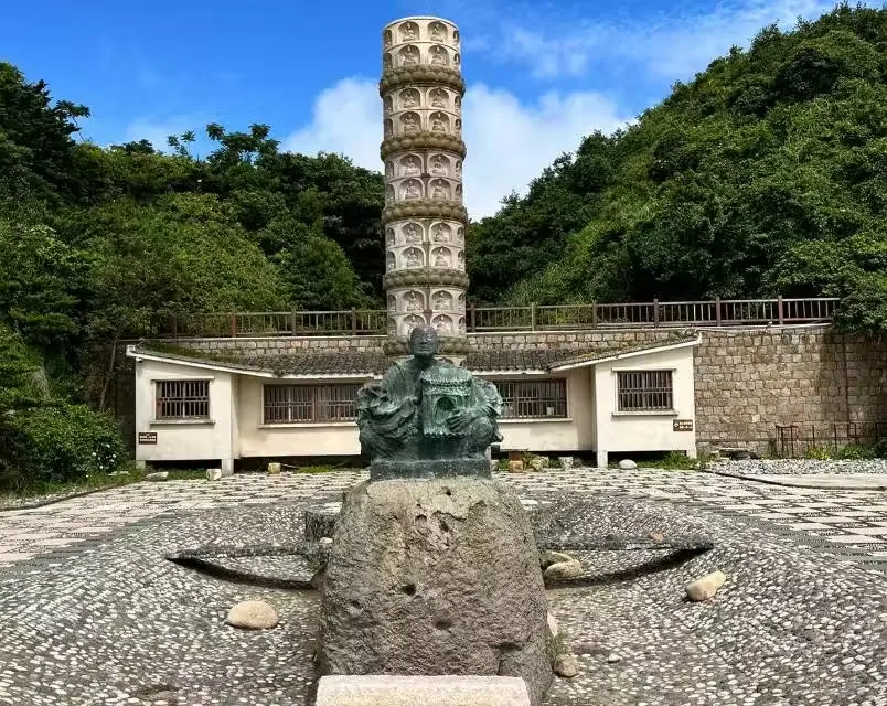 莲花岛雕塑公园实景图片