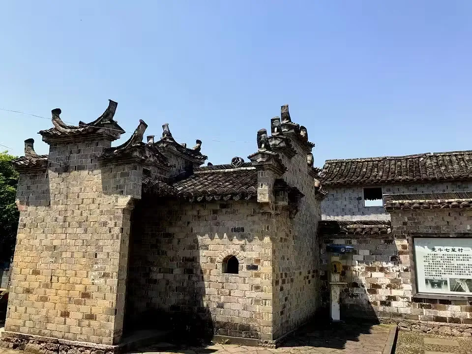 高迁古村
