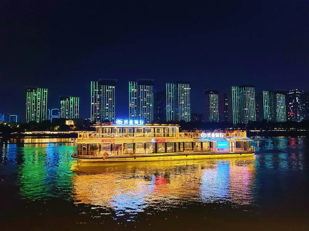 闽江夜游风景图片