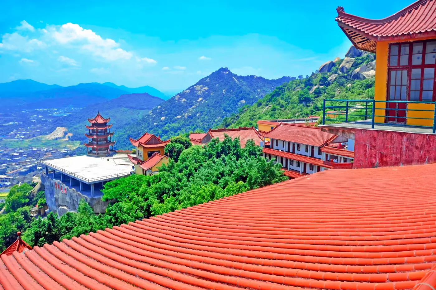 瑞竹岩实景图片
