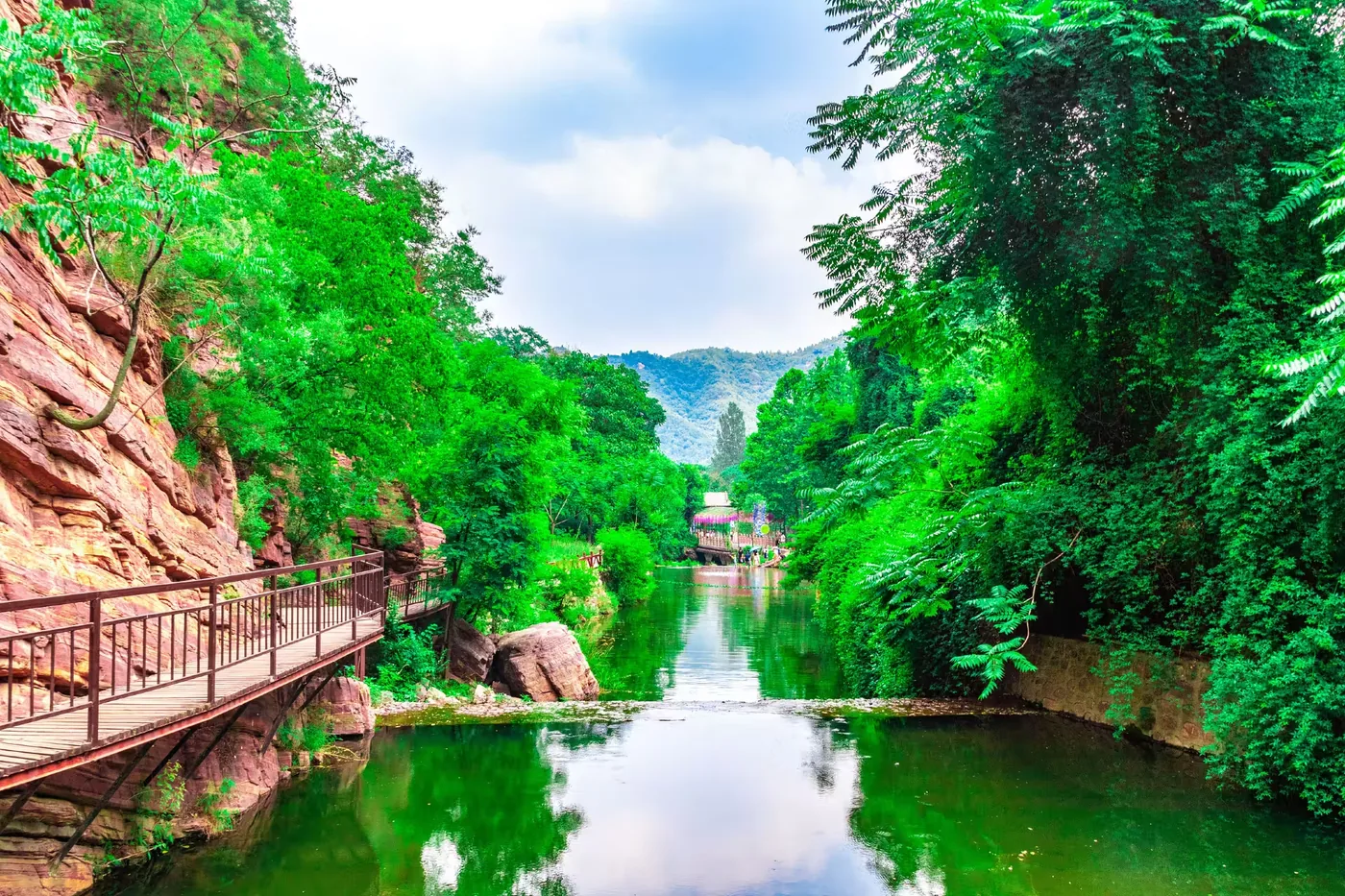 黛眉山风景图片