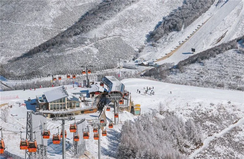太舞滑雪小镇风景图片