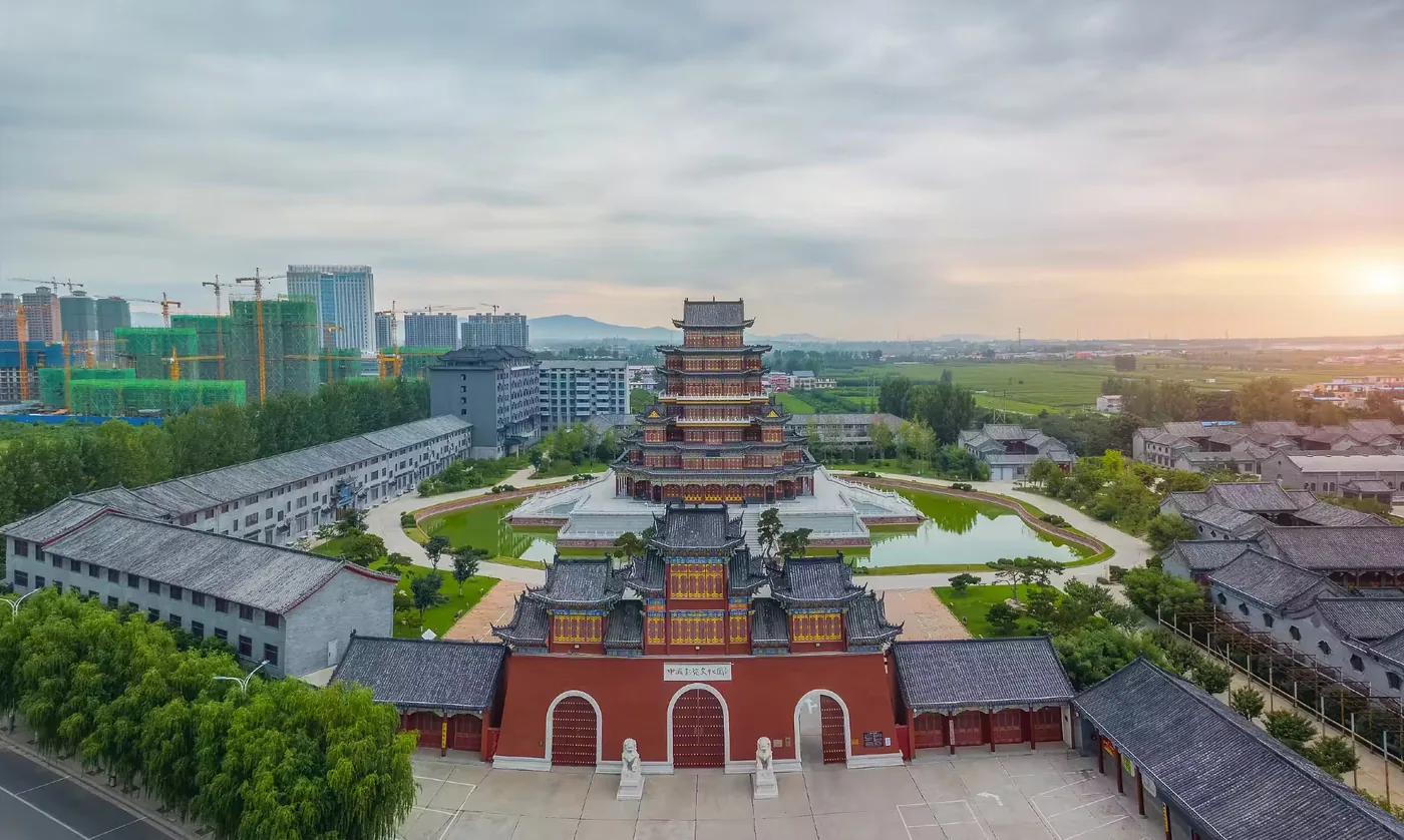 鹿鸣湖风景图片