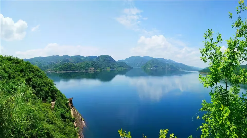 圣水湖旅游度假区