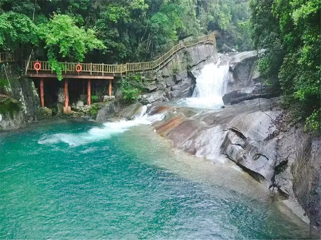 龙女沟实景图片