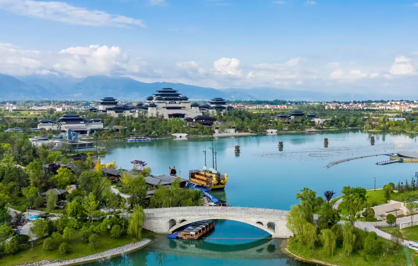 兴汉胜境风景图片