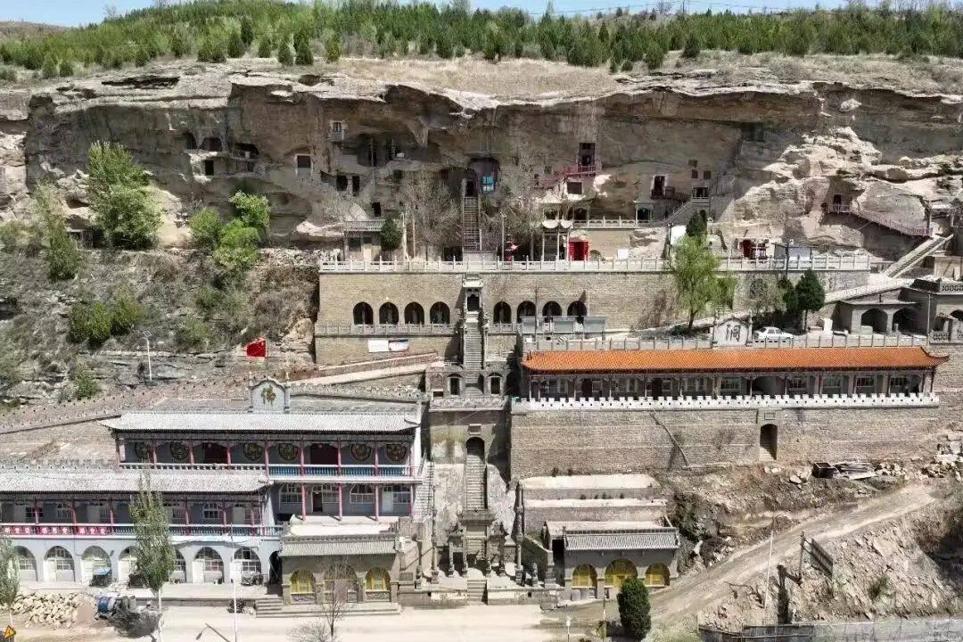 万佛洞