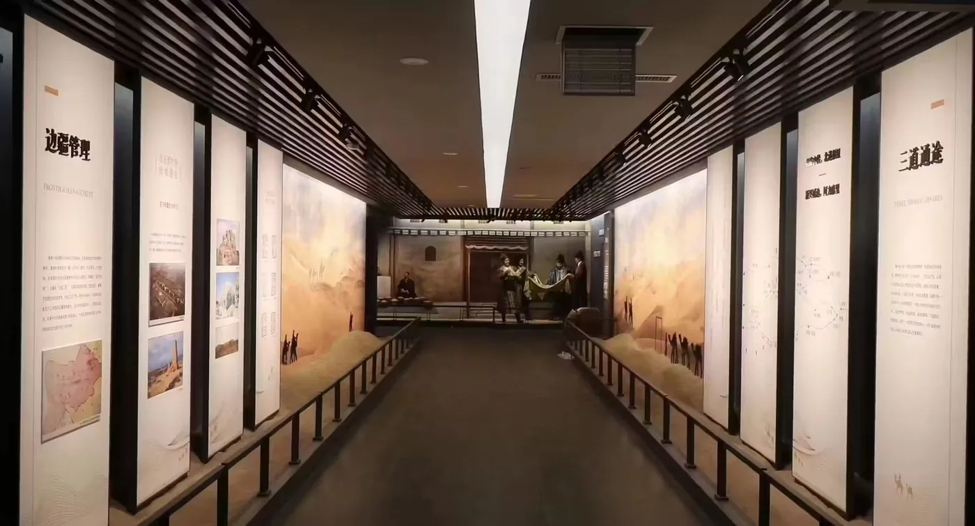 霍尔果斯国门风景图片