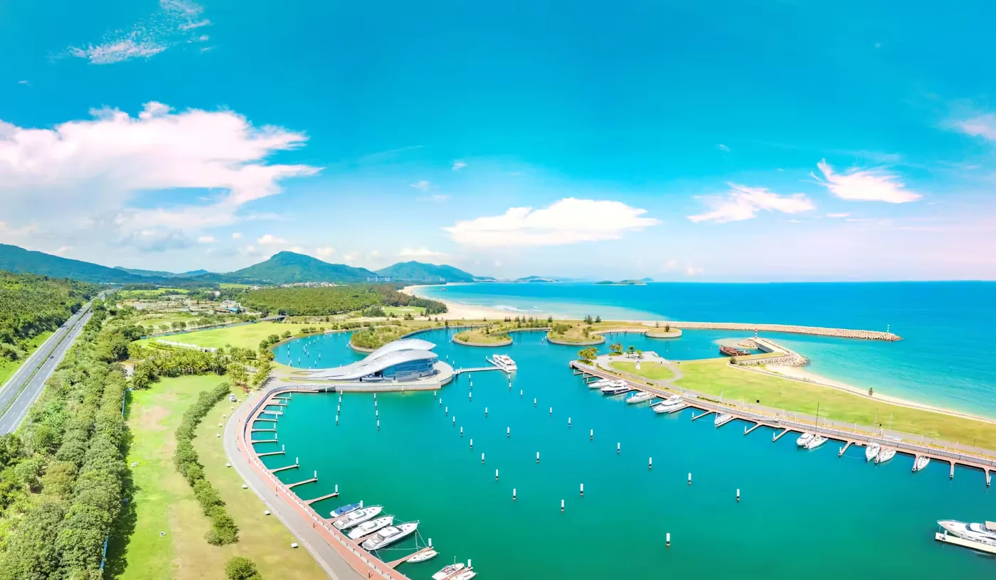 石梅湾风景图片