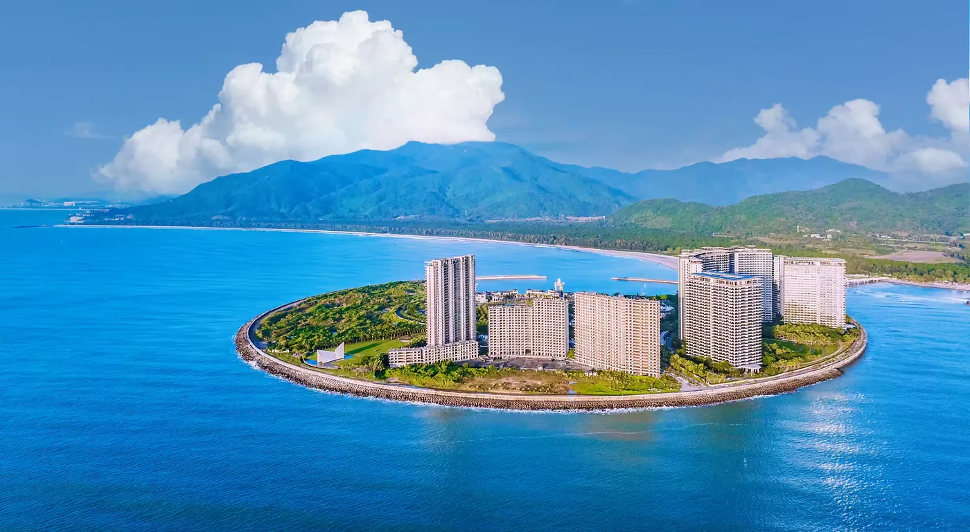 日月湾风景图片