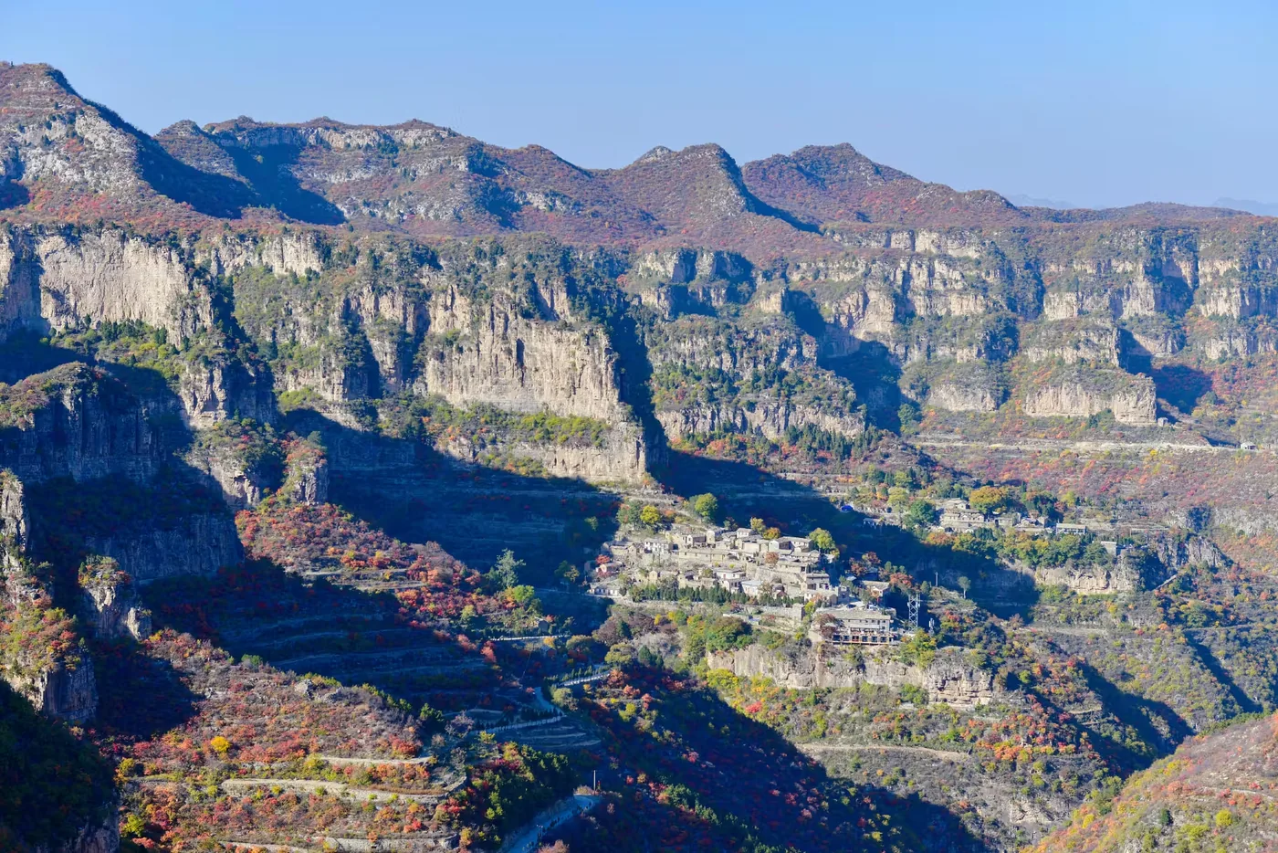 岳家寨
