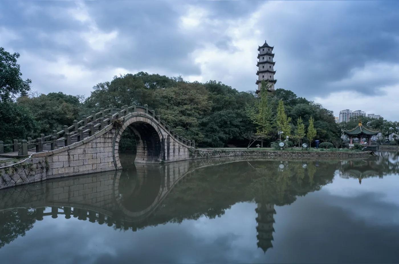 江心屿风景图片