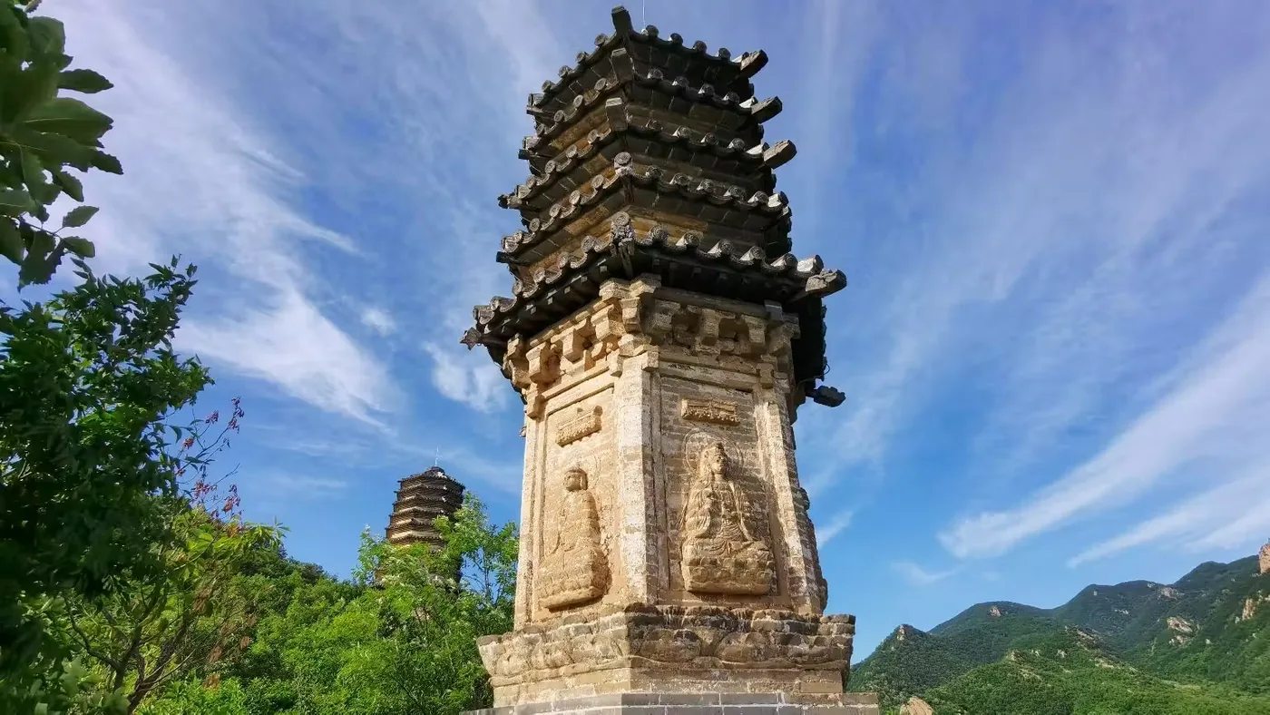 妙峰寺双塔