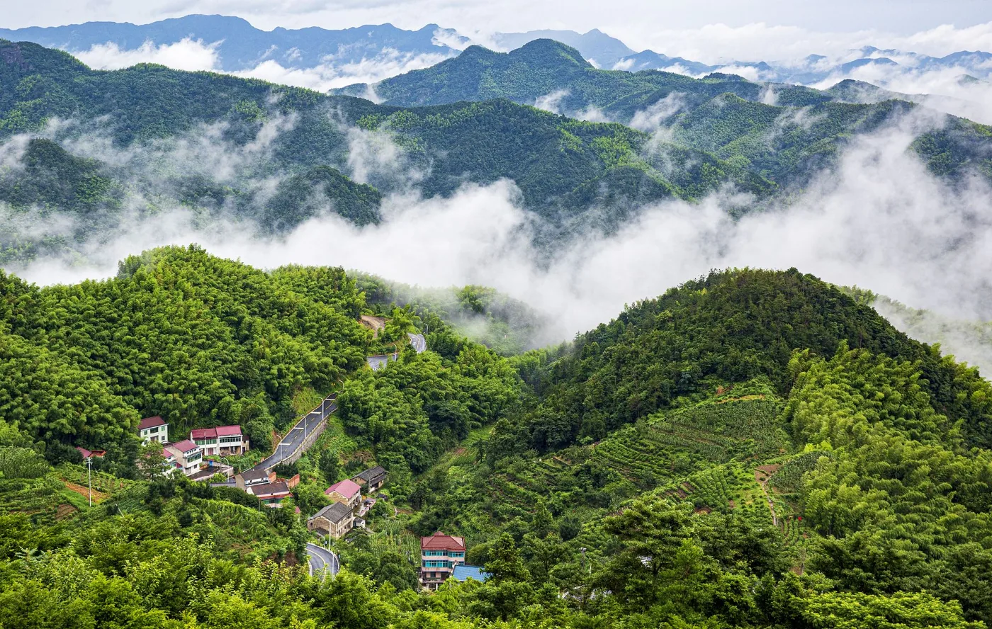 会稽山实景图片