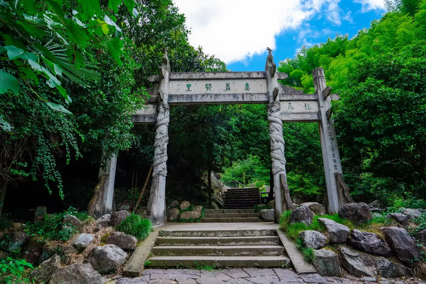 天脊龙门风景图片