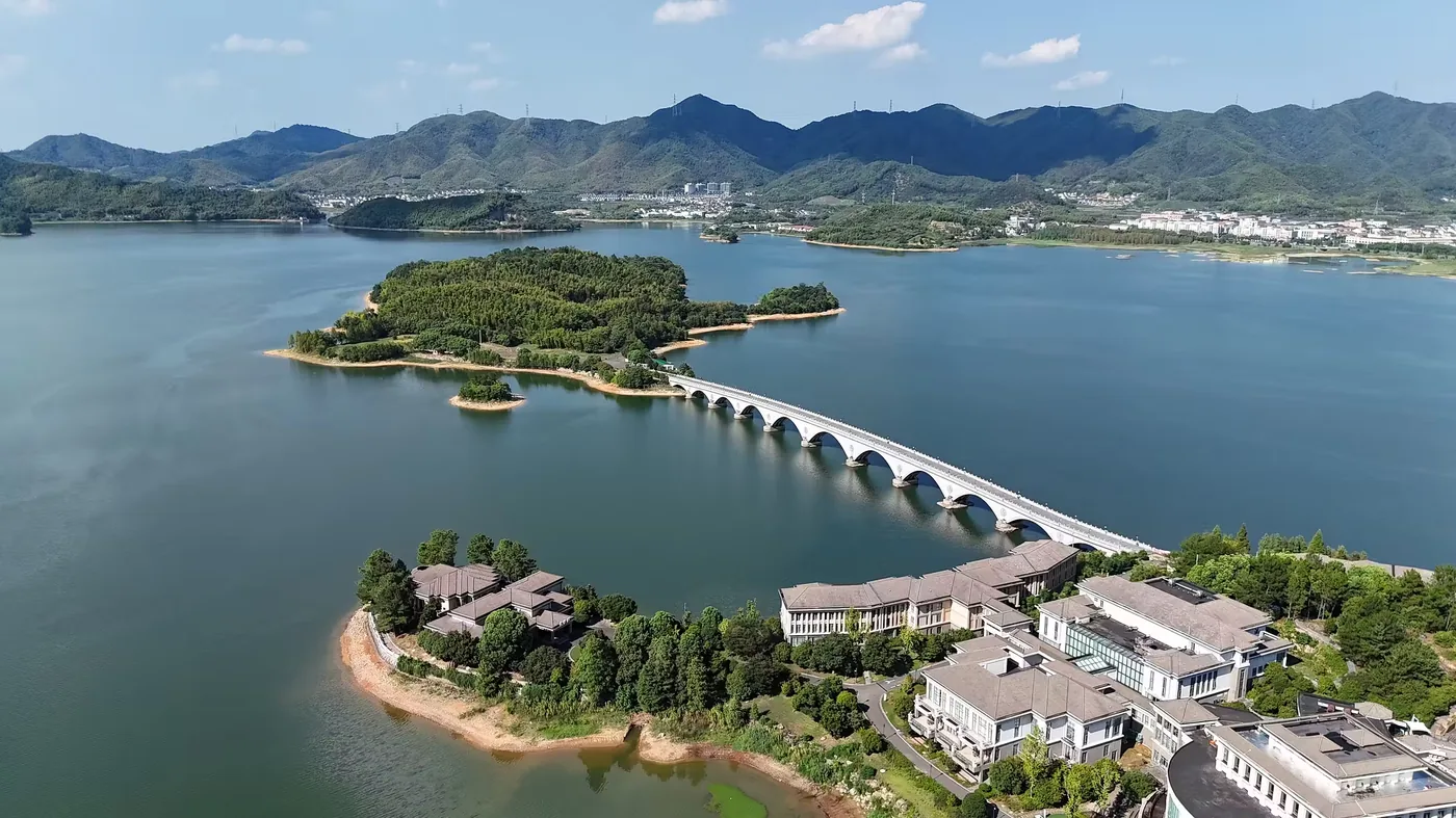 四明湖