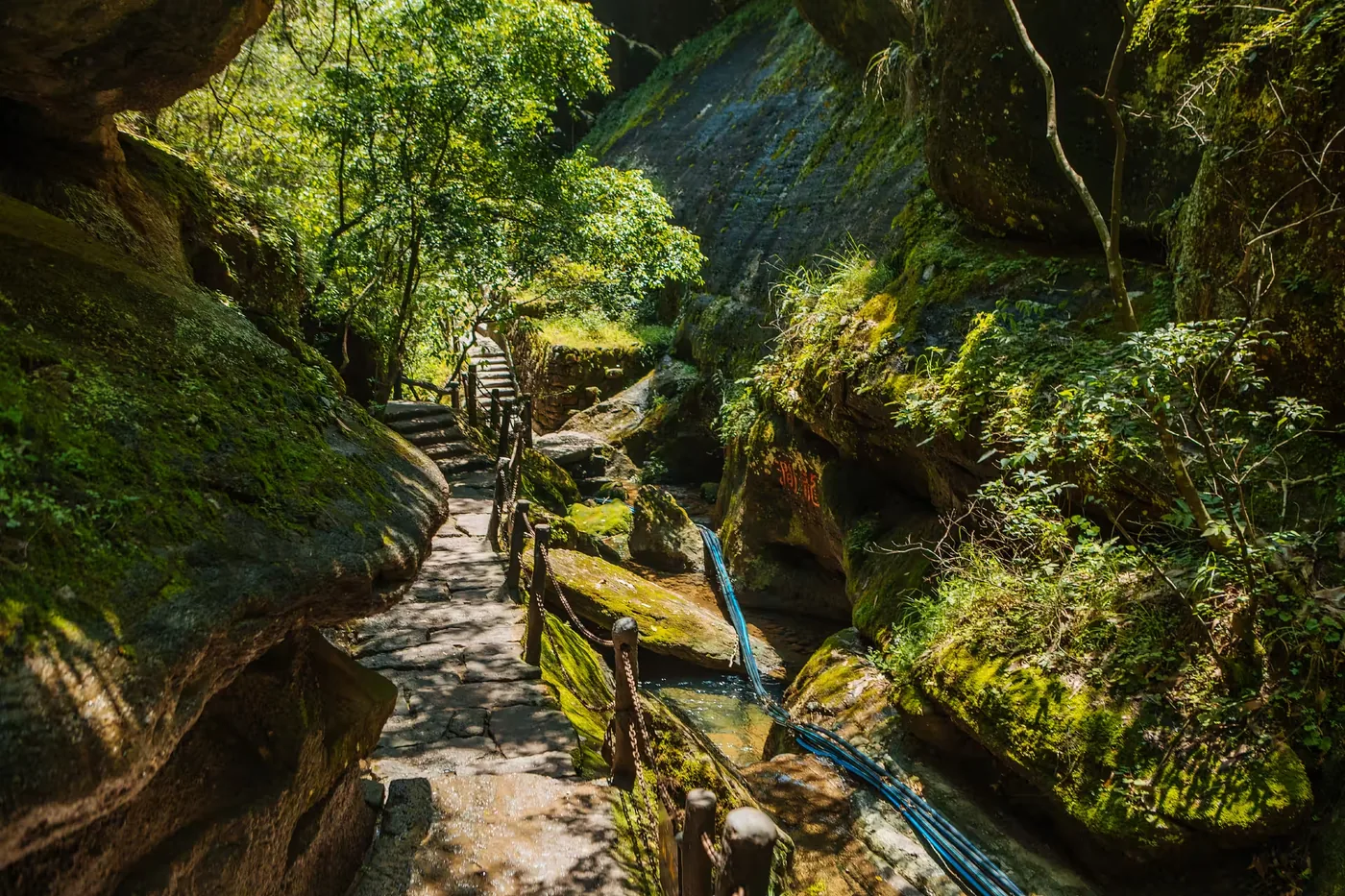 大红袍景区实景图片