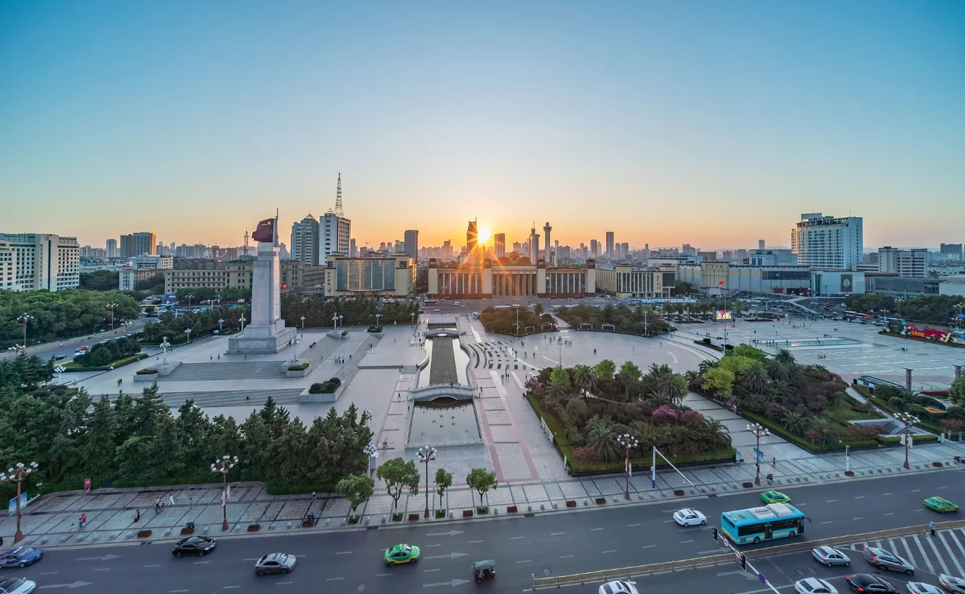 南昌八一广场实景图片