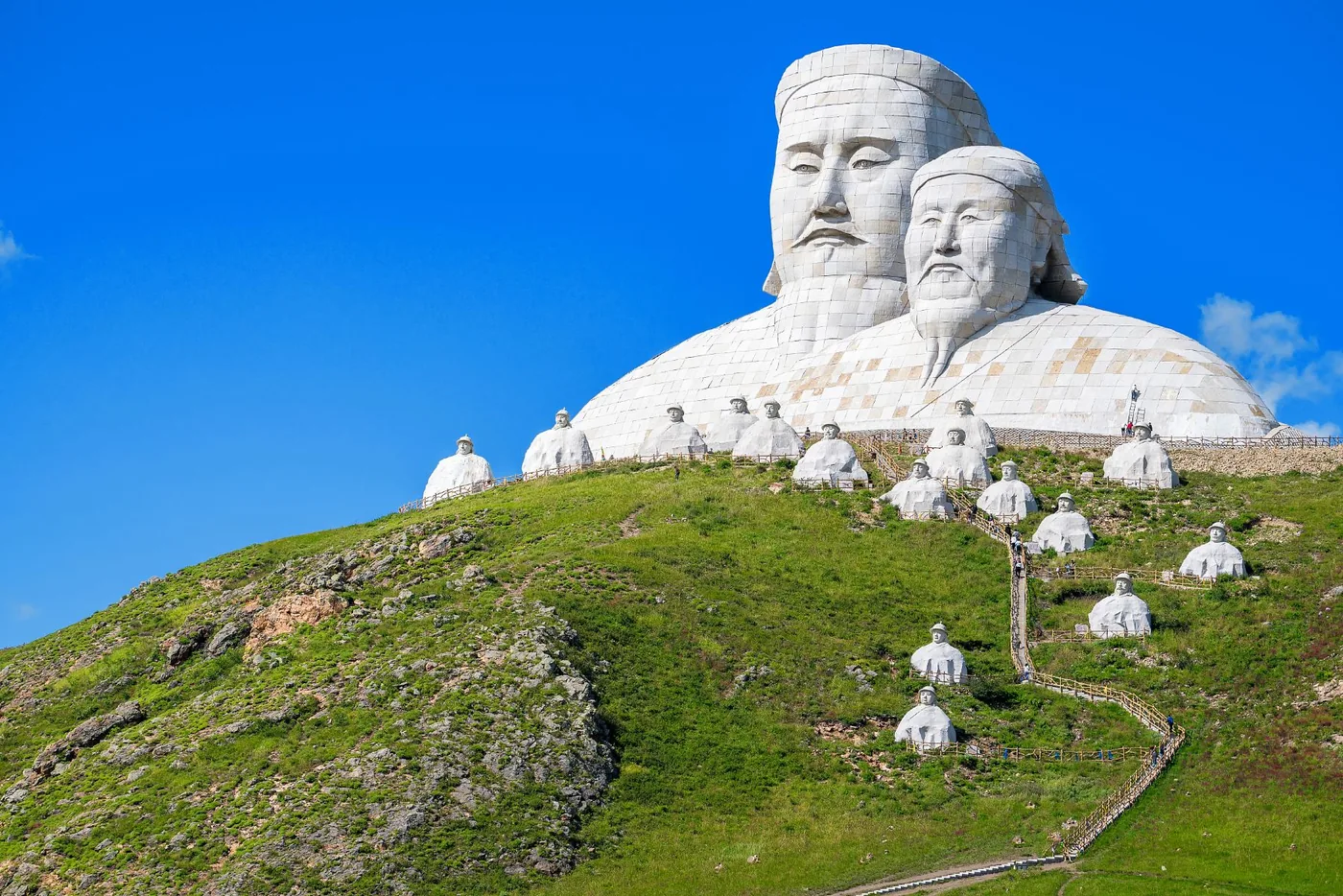可汗山风景图片