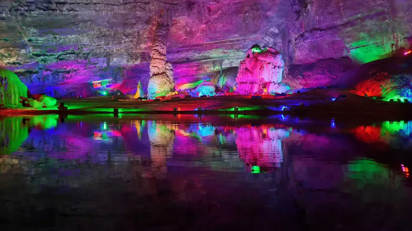 龙宫洞实景图片