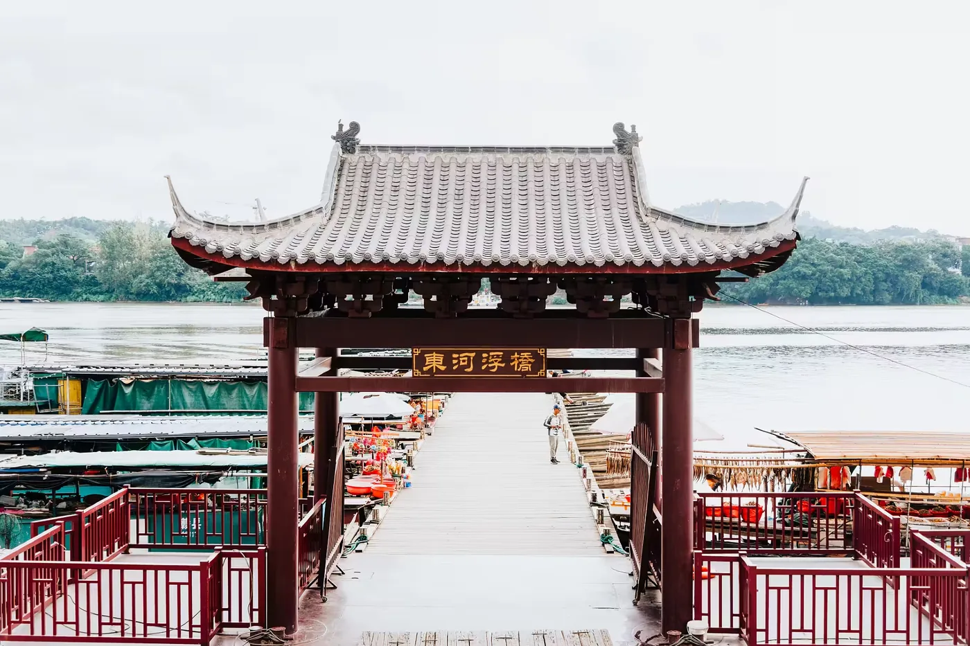 赣州古浮桥实景图片