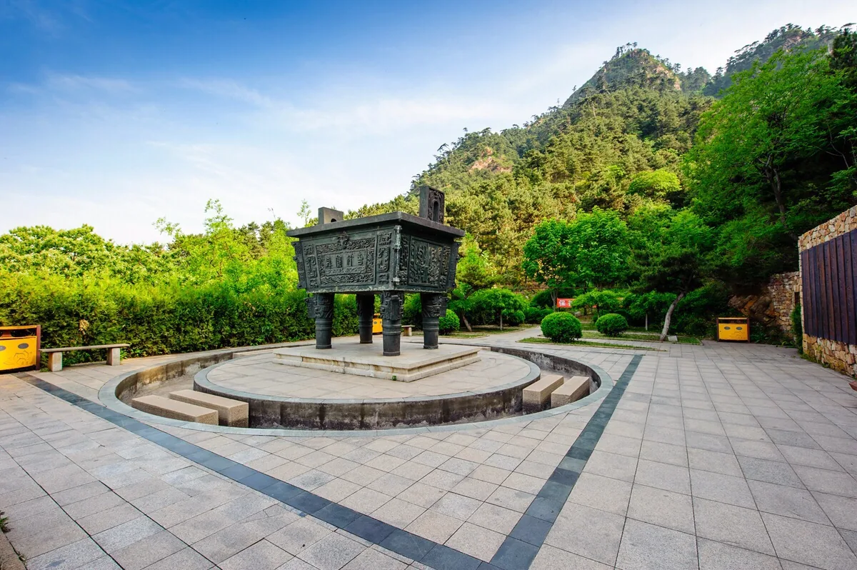 景忠山风景图片