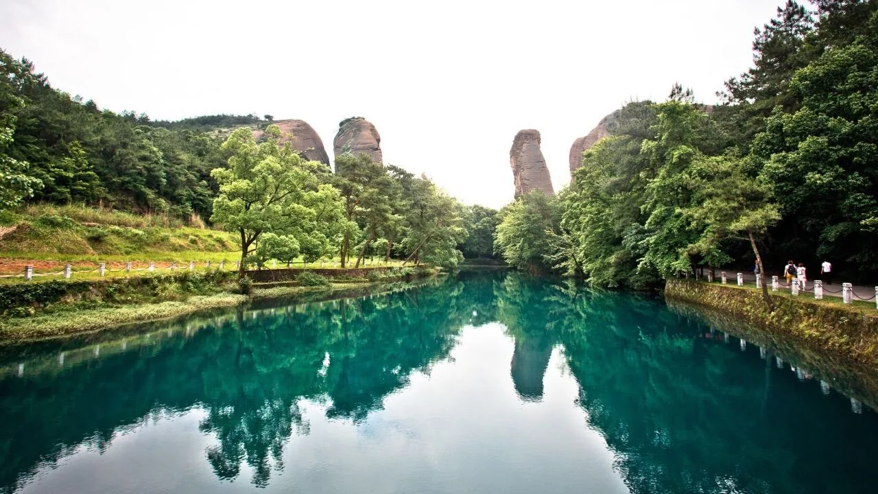 龟峰风景名胜区风景图片