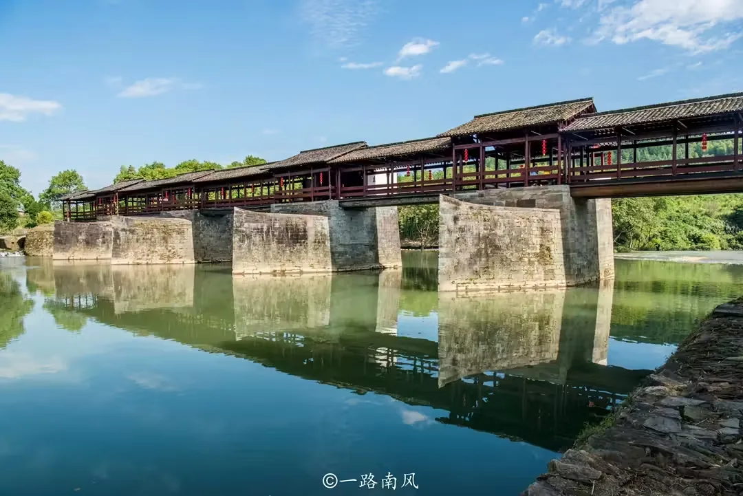 彩虹桥风景图片