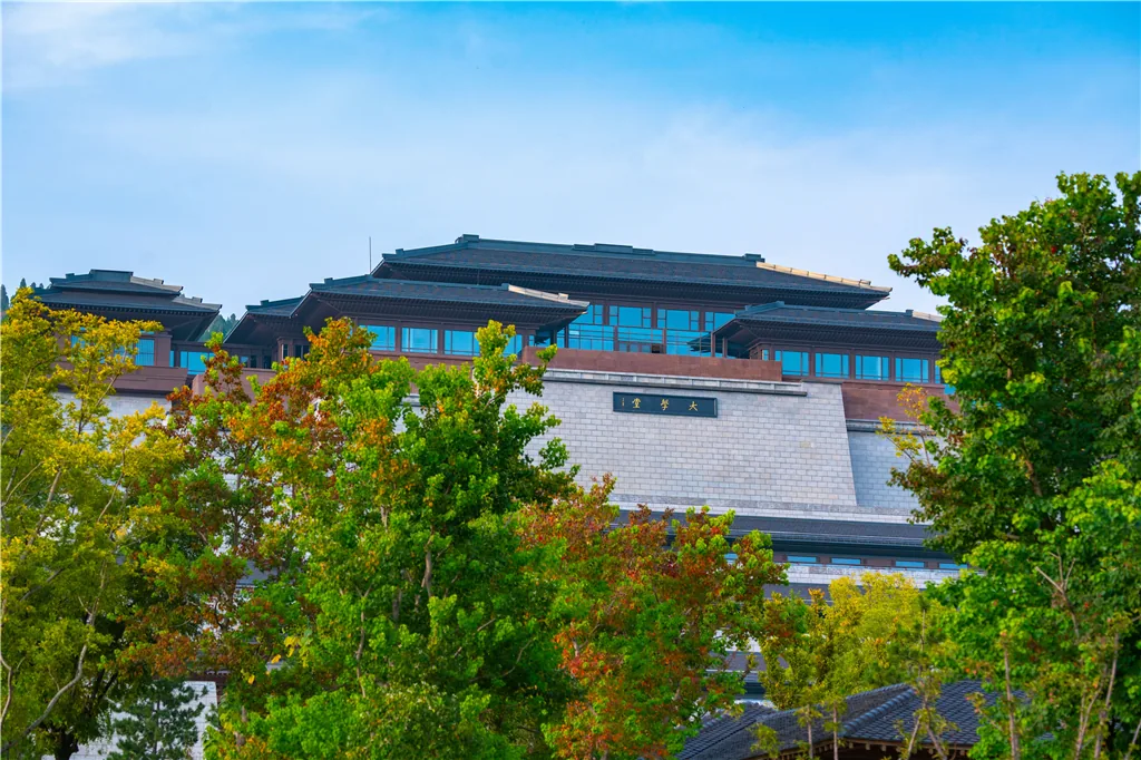 尼山圣境风景图片