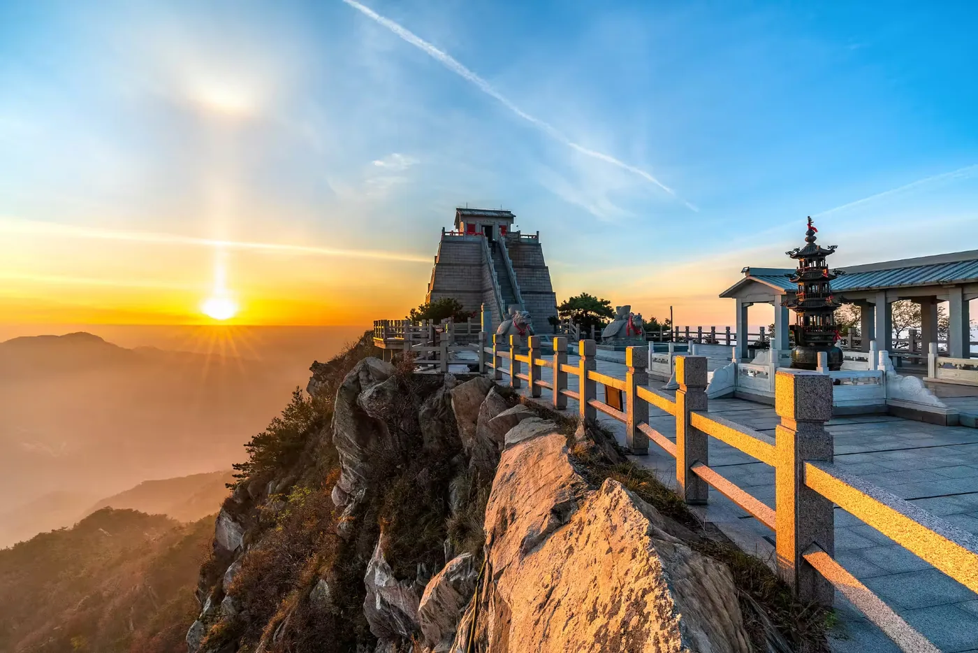 沂蒙山旅游区龟蒙景区风景图片