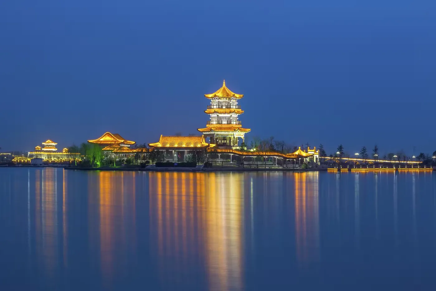 东昌湖实景图片