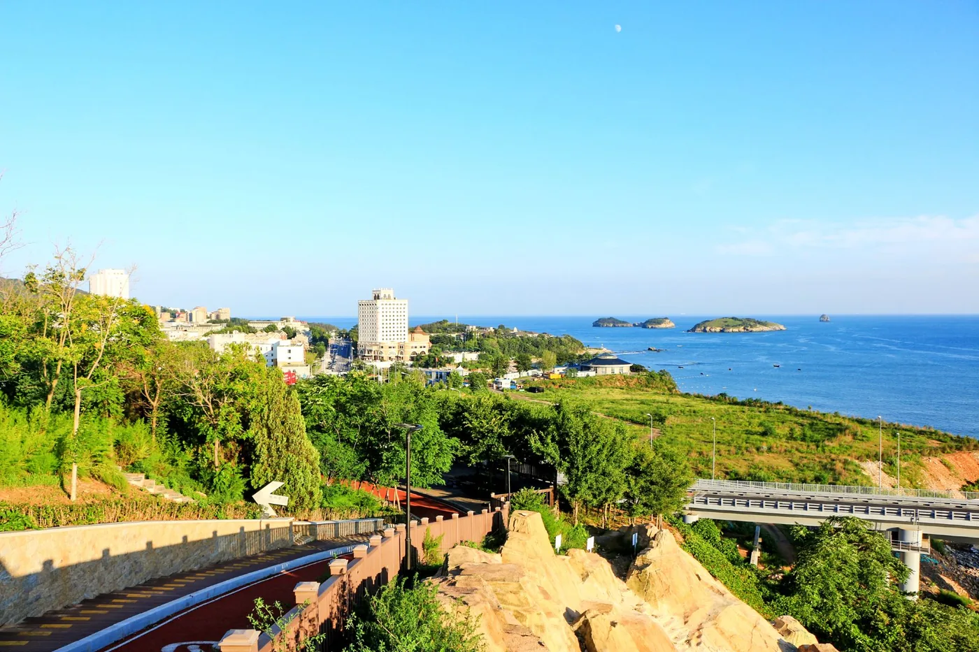 滨海路风景图片