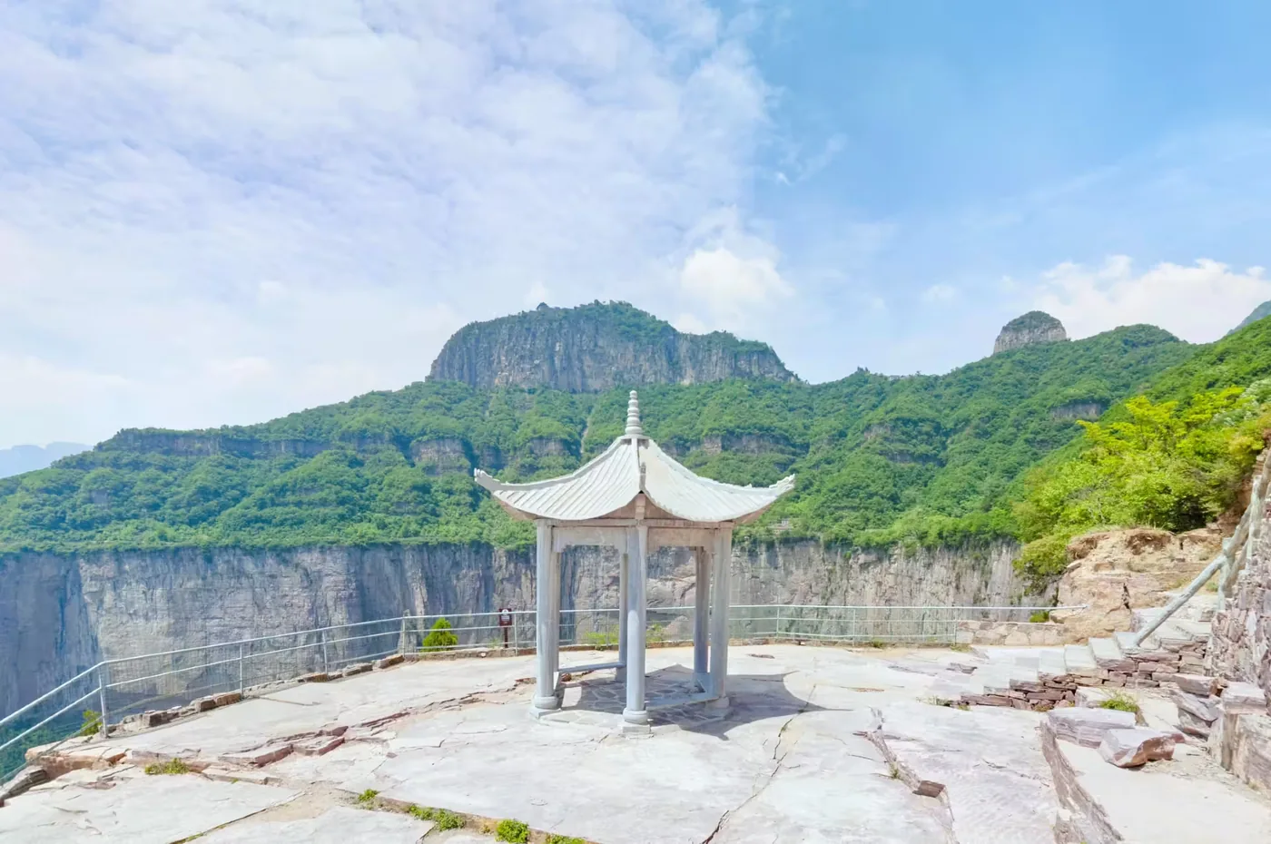 回龙天界山景区实景图片