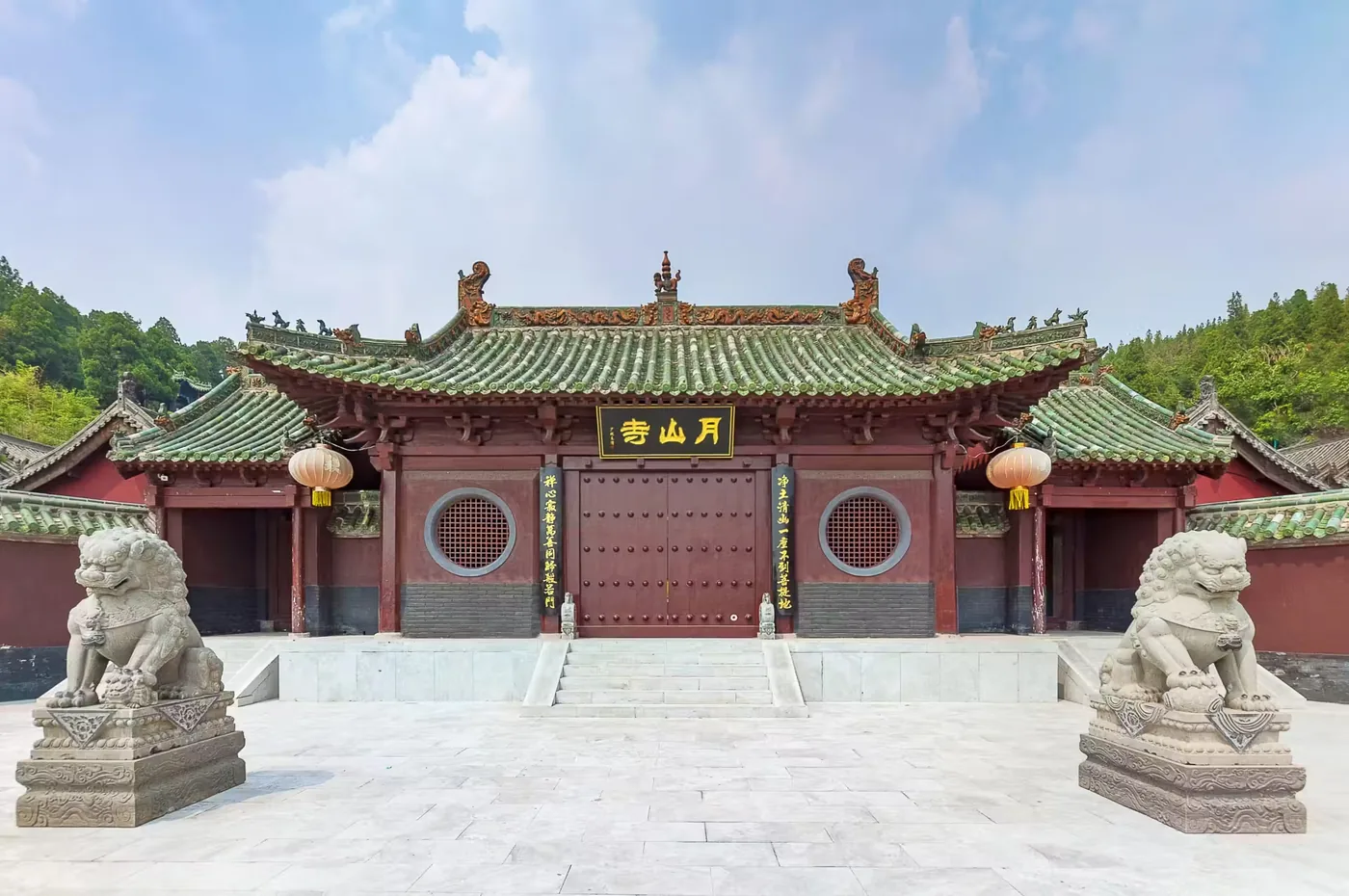 月山寺实景图片
