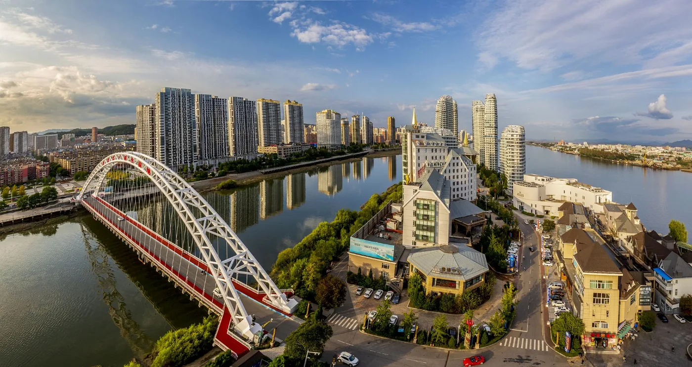 月亮岛实景图片