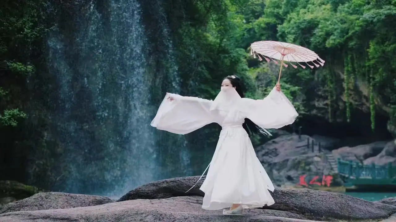 美人谷风景图片