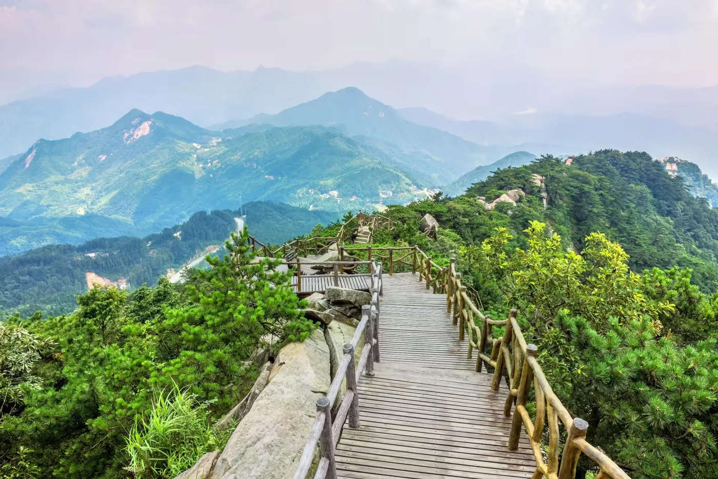 薄刀峰风景区实景图片