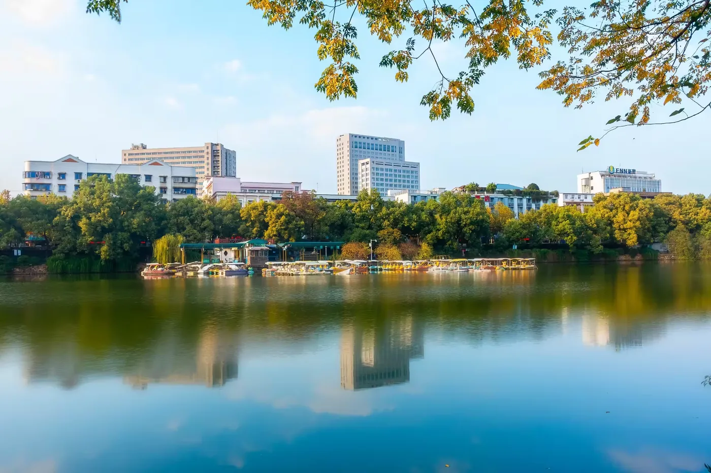 雨湖公园实景图片
