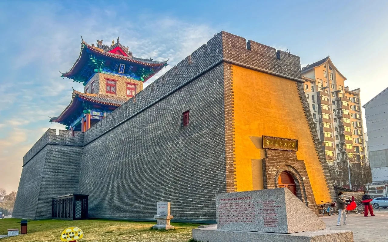 平胡楼实景图片
